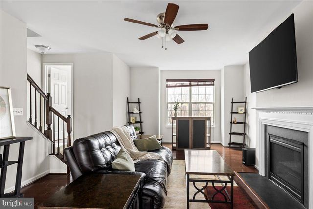 1590 KINNAIRD TER NE, Leesburg, VA 20176