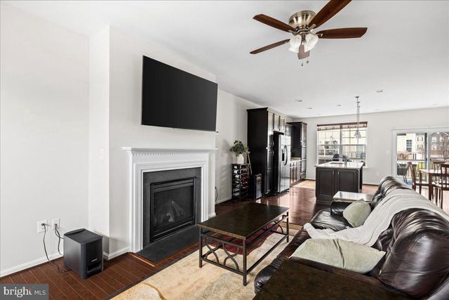 1590 KINNAIRD TER NE, Leesburg, VA 20176