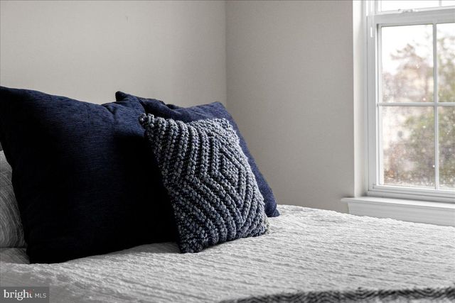 1590 KINNAIRD TER NE, Leesburg, VA 20176