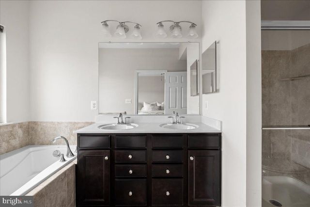 1590 KINNAIRD TER NE, Leesburg, VA 20176