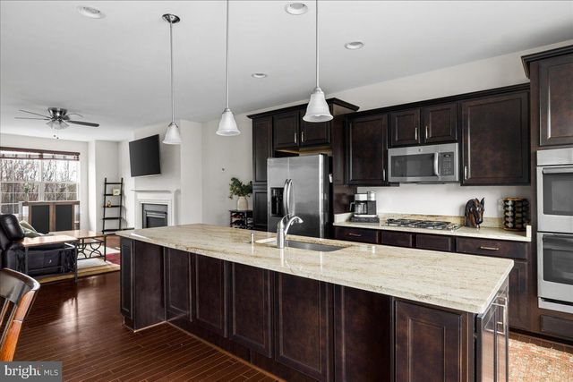 1590 KINNAIRD TER NE, Leesburg, VA 20176