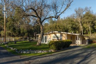 8653 Hidden Valley Rd, Mountain Ranch, CA 95246