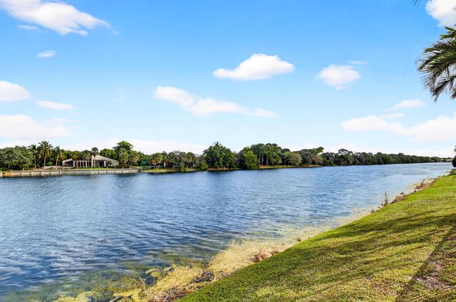 1940 SW 7th Place, Boca Raton, FL 33486