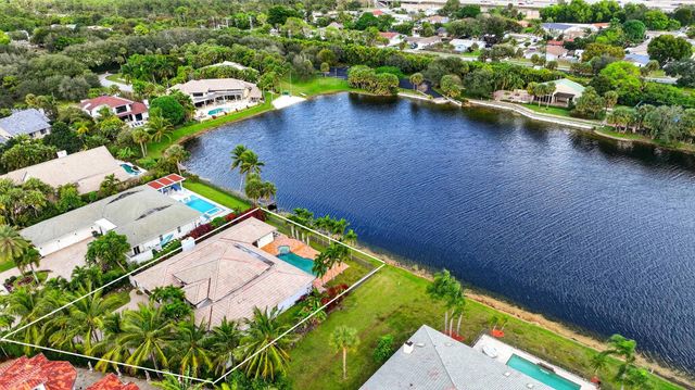 1940 SW 7th Place, Boca Raton, FL 33486
