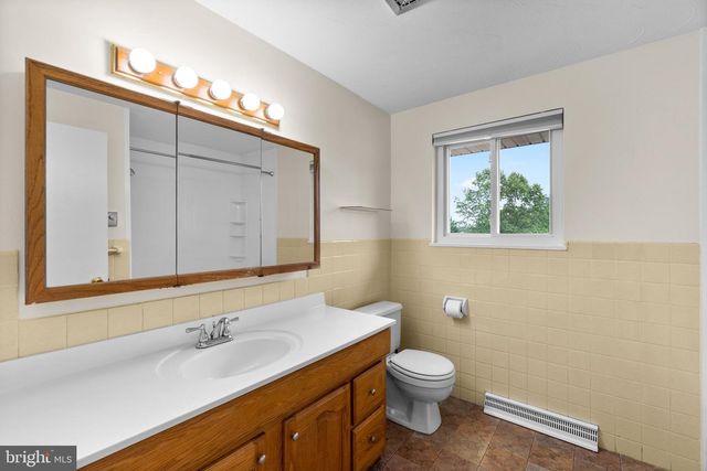 7 JONATHAN WAY, Red Lion, PA 17356