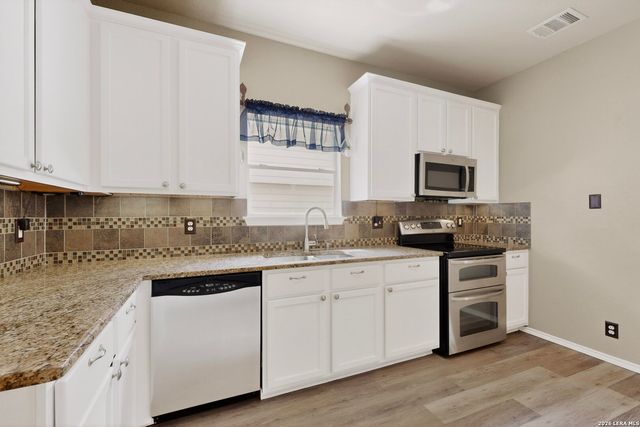 17031 Graham Walk, San Antonio, TX 78247