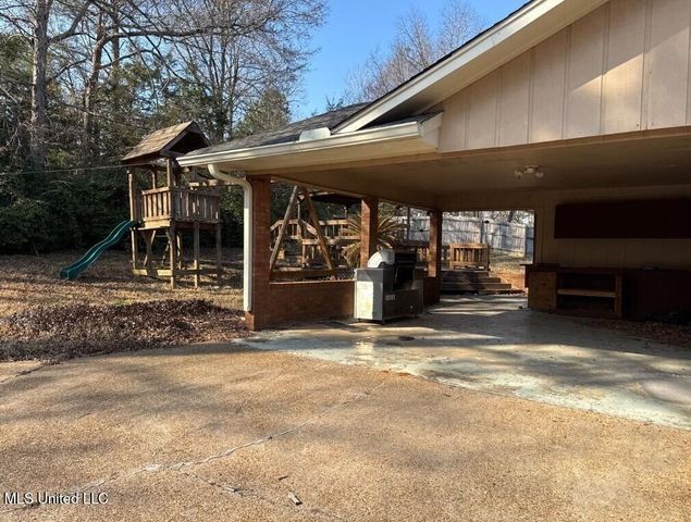 521 Berwick Drive, Brandon, MS 39047