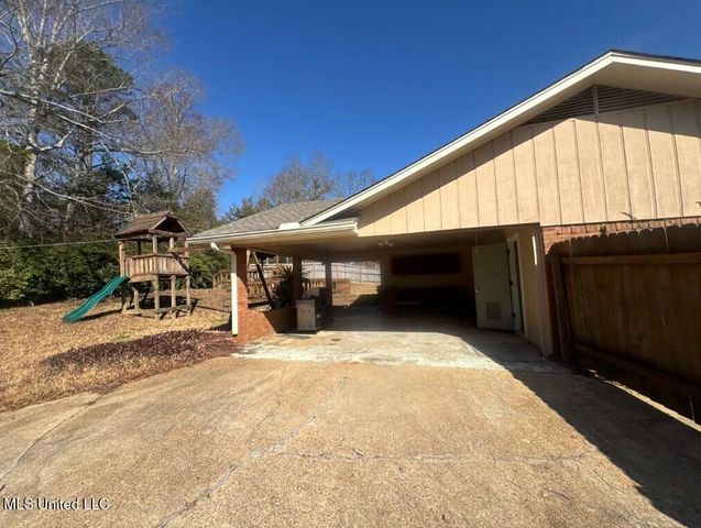 521 Berwick Drive, Brandon, MS 39047