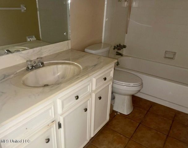 521 Berwick Drive, Brandon, MS 39047