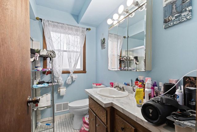 3224 S 13th STREET, Milwaukee, WI 53215