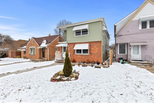 3224 S 13th STREET, Milwaukee, WI 53215