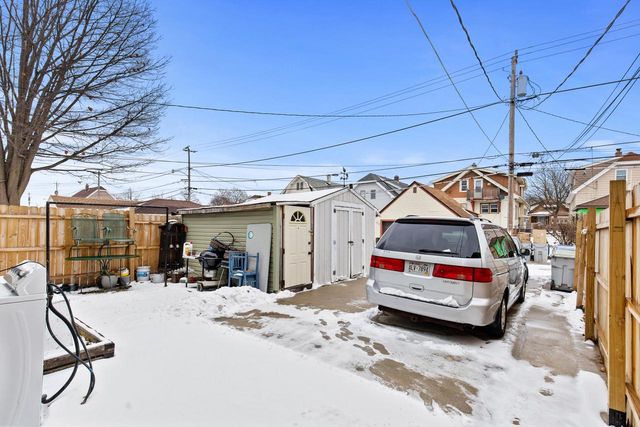 3224 S 13th STREET, Milwaukee, WI 53215