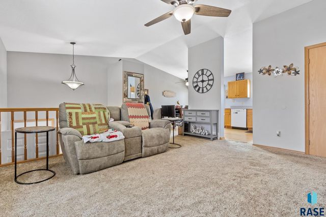 509 Aana Ave Avenue, Baltic, SD 57003