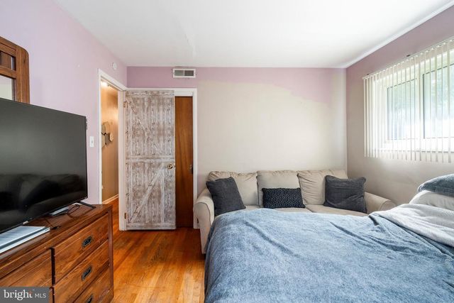 1403 BEVERLY HILLS RD, Coopersburg, PA 18036