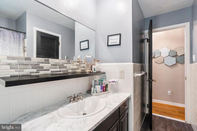 1403 BEVERLY HILLS RD, Coopersburg, PA 18036