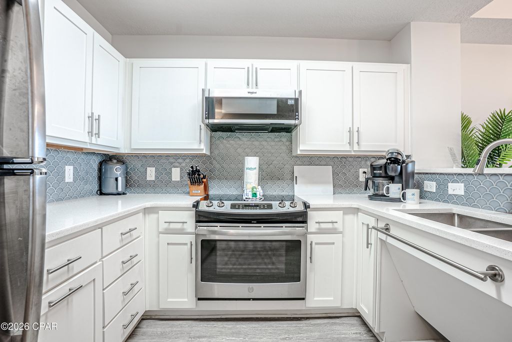 Image 12 of property listing at 15928 Front Beach Road 3-606, Panama City Beach, FL 32413