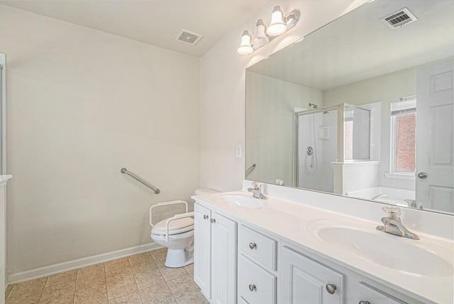 818 Arbor Gate Lane, Lawrenceville, GA 30044