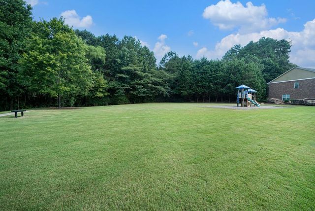 818 Arbor Gate Lane, Lawrenceville, GA 30044