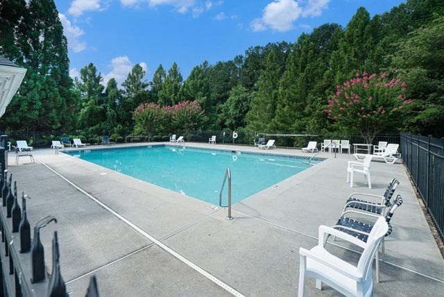 818 Arbor Gate Lane, Lawrenceville, GA 30044