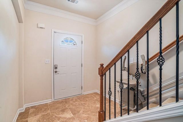 818 Arbor Gate Lane, Lawrenceville, GA 30044