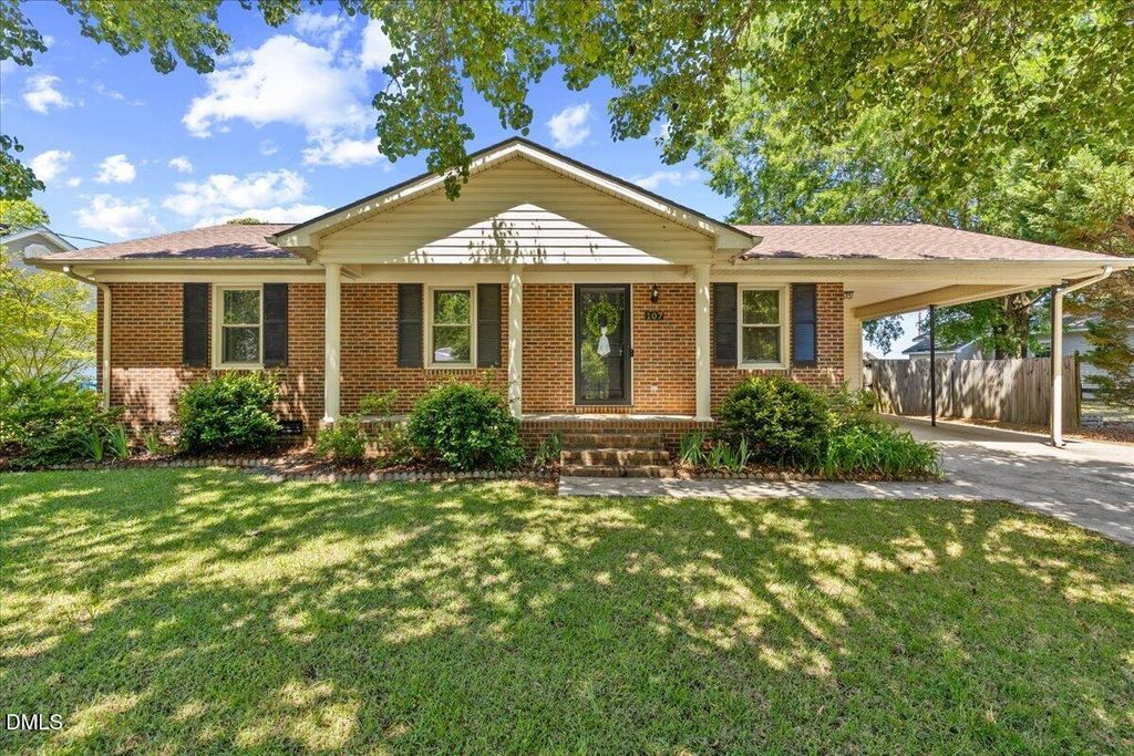 107 Gum Street, Dunn, NC 28334