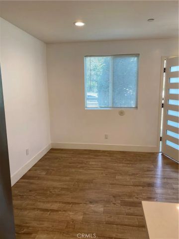 10930 Hartsook Street, North Hollywood, CA 91401