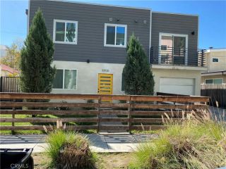10930 Hartsook Street, North Hollywood, CA 91401
