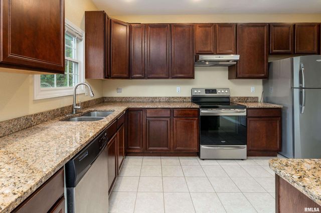 141 Pump Station Road, Makanda, IL 62958