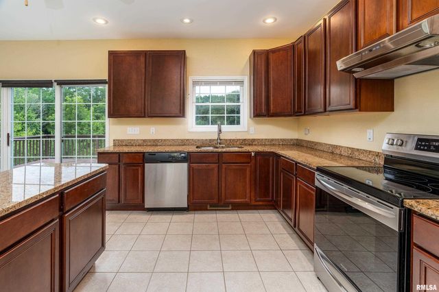 141 Pump Station Road, Makanda, IL 62958