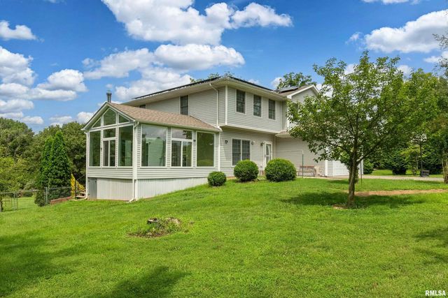 141 Pump Station Road, Makanda, IL 62958