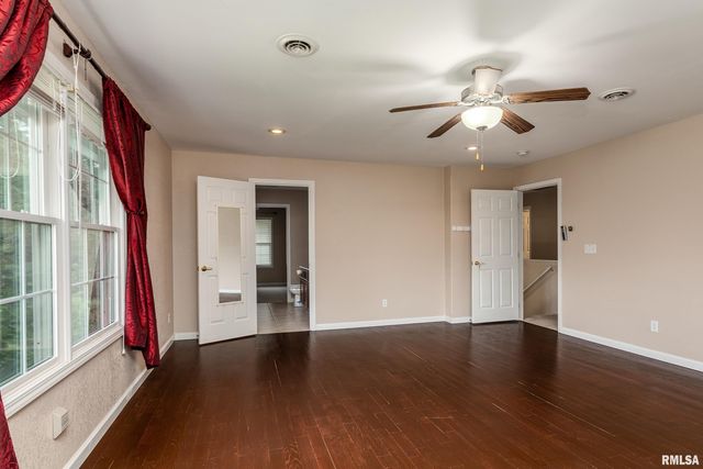 141 Pump Station Road, Makanda, IL 62958