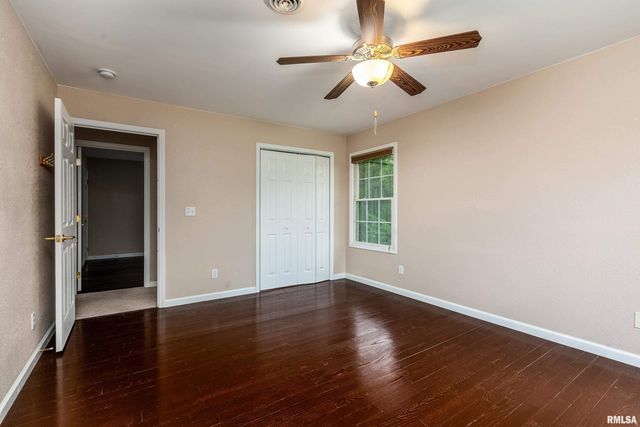 141 Pump Station Road, Makanda, IL 62958