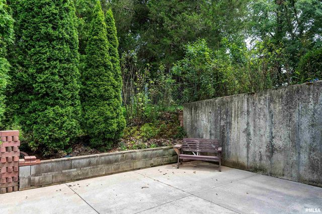 141 Pump Station Road, Makanda, IL 62958