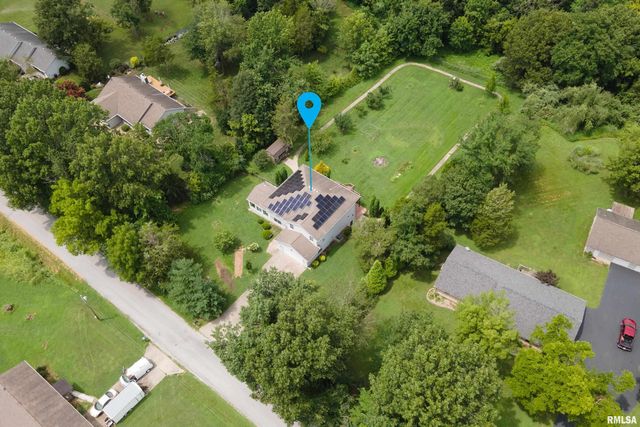 141 Pump Station Road, Makanda, IL 62958