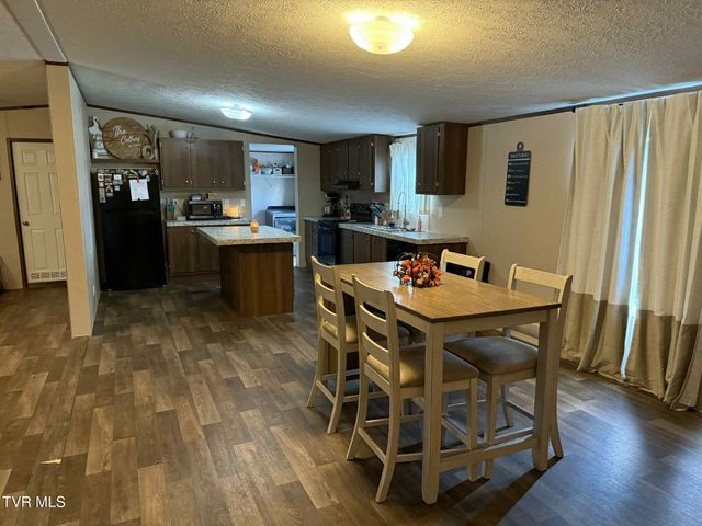 240 Cherry Tree Drive, Dryden, VA 24243