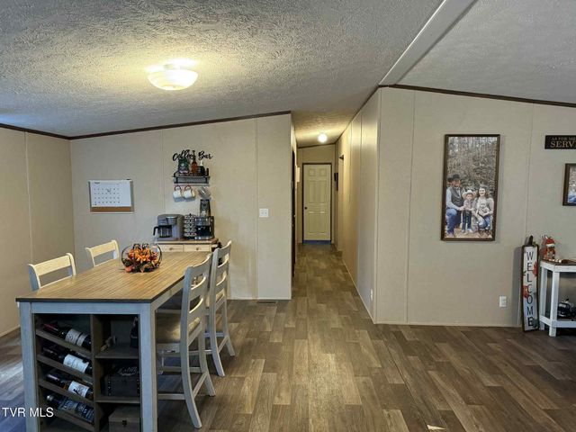 240 Cherry Tree Drive, Dryden, VA 24243