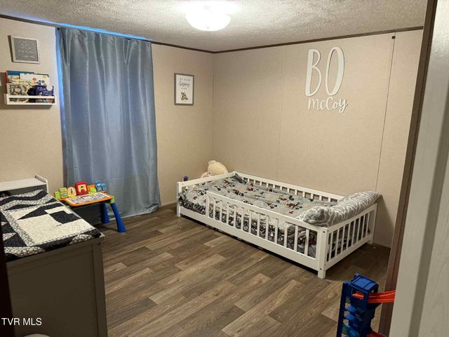 240 Cherry Tree Drive, Dryden, VA 24243