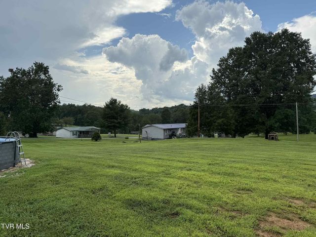 240 Cherry Tree Drive, Dryden, VA 24243