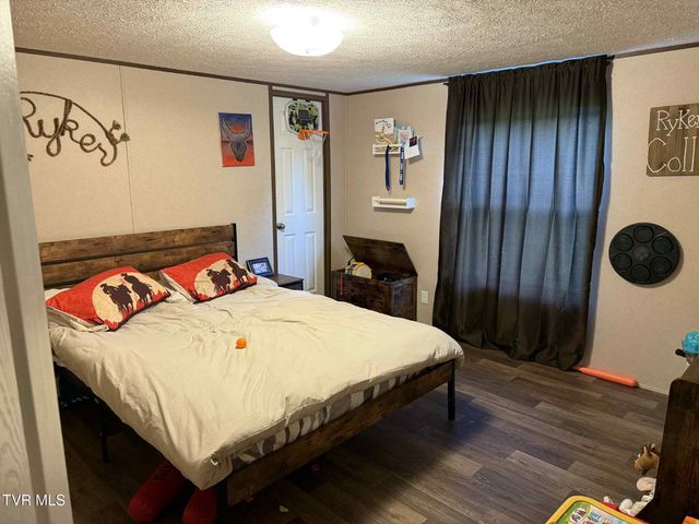 240 Cherry Tree Drive, Dryden, VA 24243