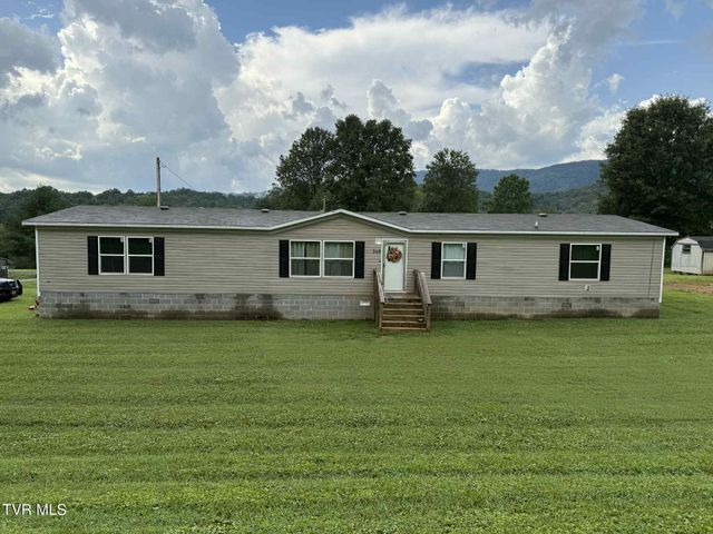 240 Cherry Tree Drive, Dryden, VA 24243