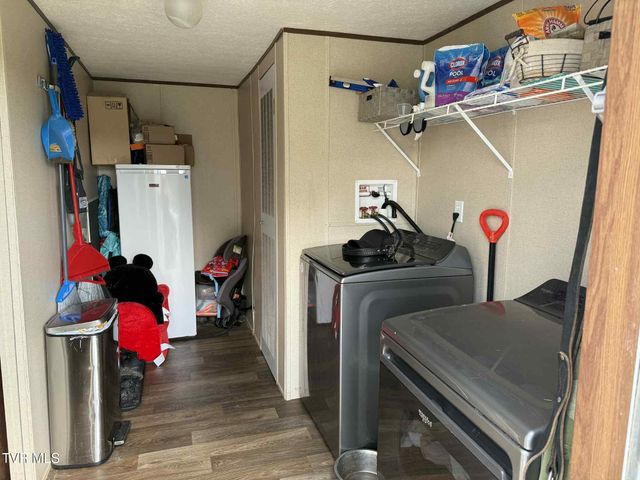 240 Cherry Tree Drive, Dryden, VA 24243