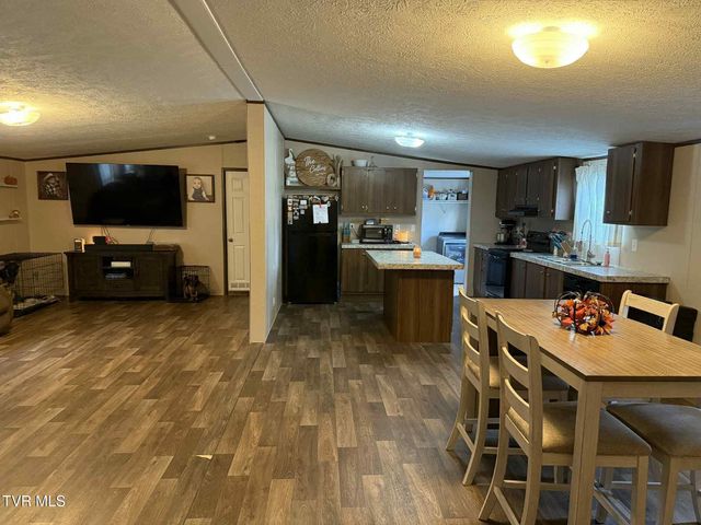 240 Cherry Tree Drive, Dryden, VA 24243