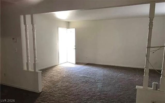 3258 GLENHURST Drive, Las Vegas, NV 89121