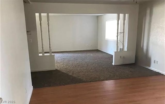 3258 GLENHURST Drive, Las Vegas, NV 89121
