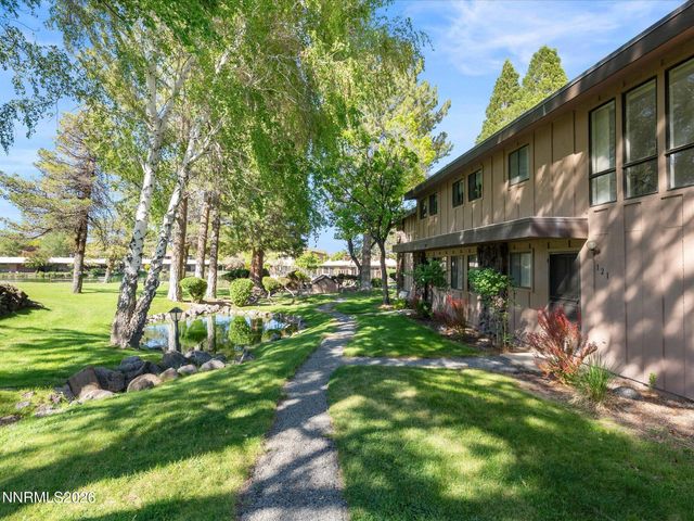 121 Lake Glen Drive, Carson City, NV 89703