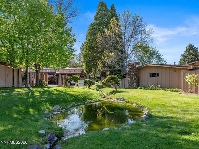 121 Lake Glen Drive, Carson City, NV 89703