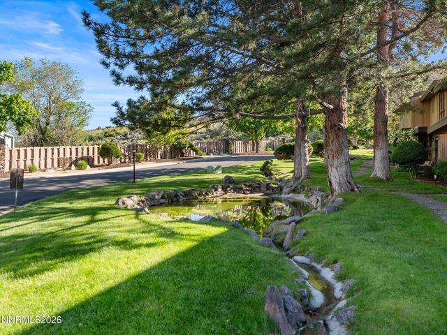 121 Lake Glen Drive, Carson City, NV 89703