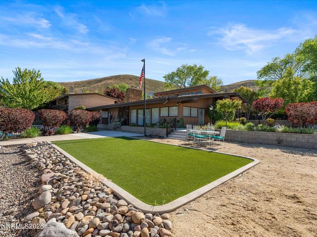 121 Lake Glen Drive, Carson City, NV 89703