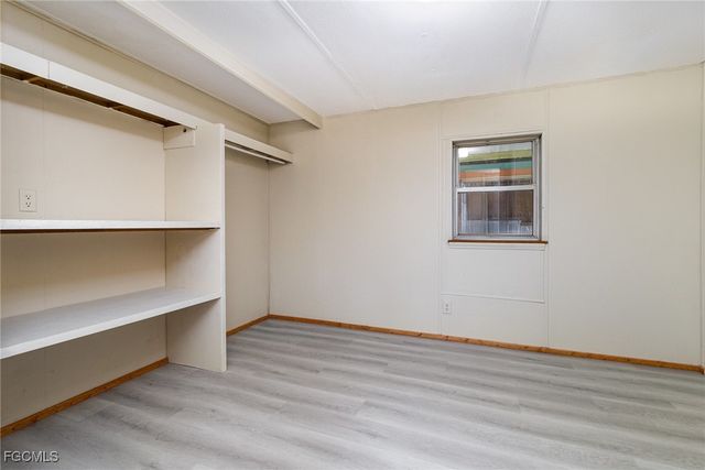 19621 N Tamiami TRL 5, North Fort Myers, FL 33903