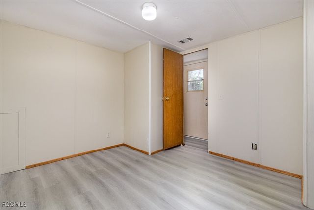 19621 N Tamiami TRL 5, North Fort Myers, FL 33903